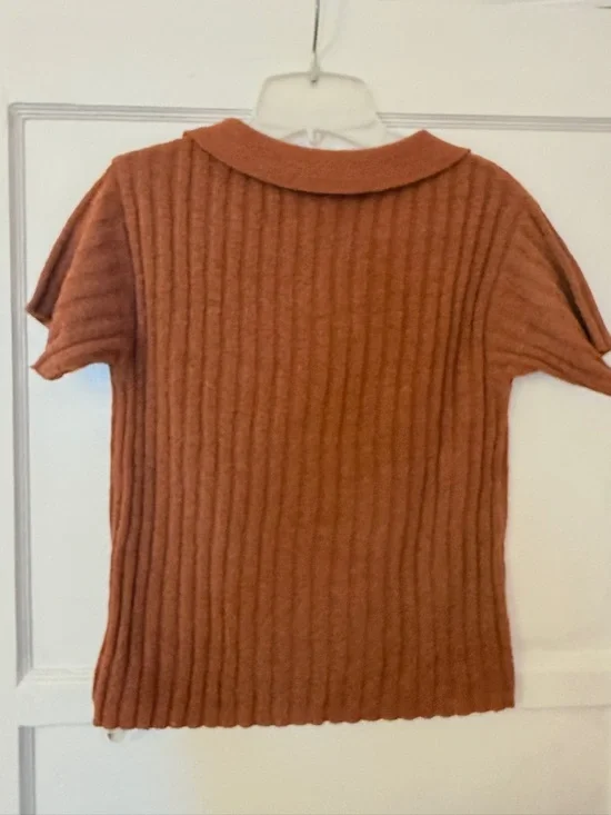 Lulu's Rust-Colored Ribbed Knit Top - Picture 5 of 5